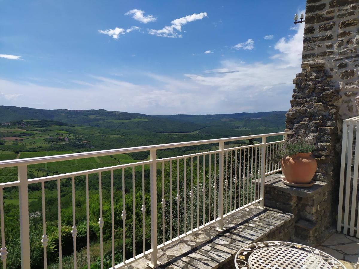 Adora Villa Motovun Exterior photo